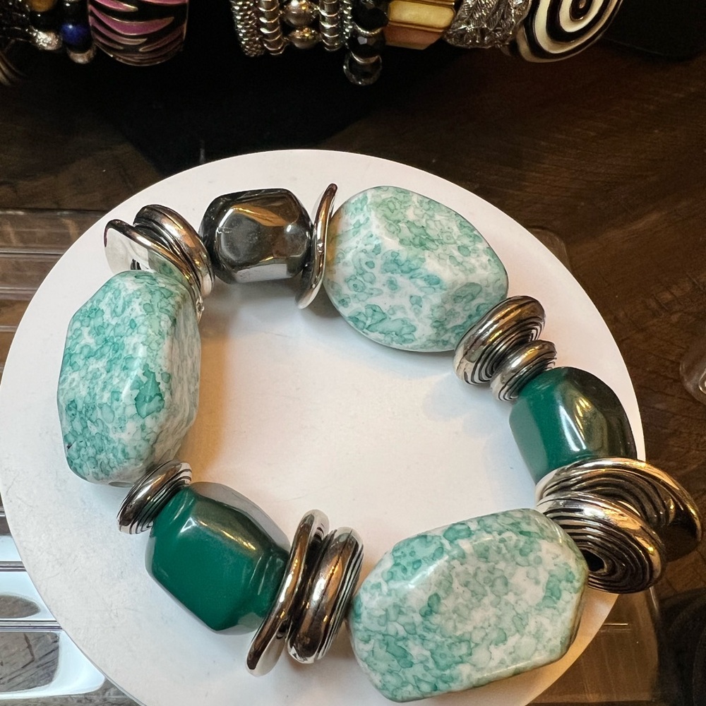 Green Agate & Silver-Tone Statement Bracelet